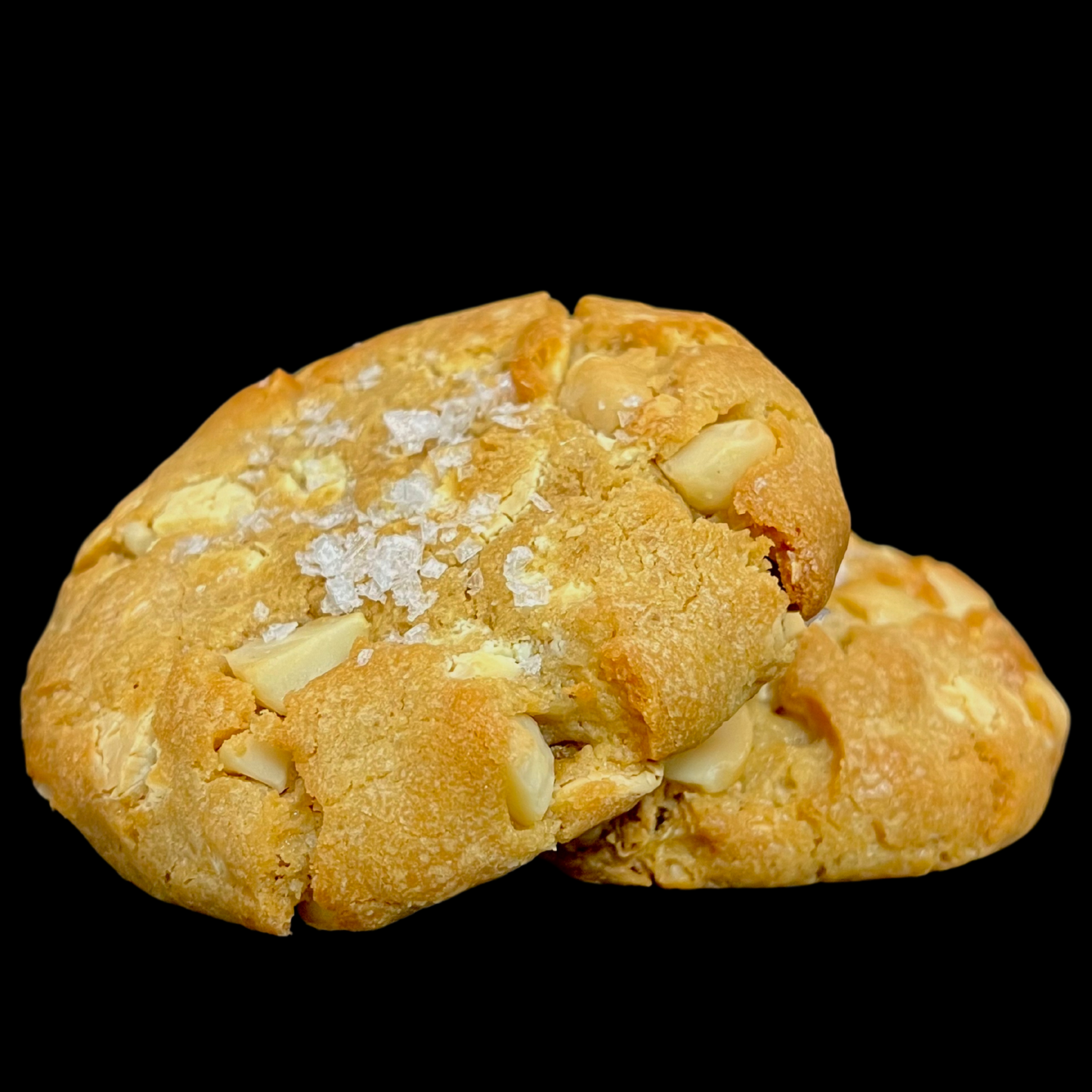 WHITE CHOCOLATE MACADAMIA COOKIE