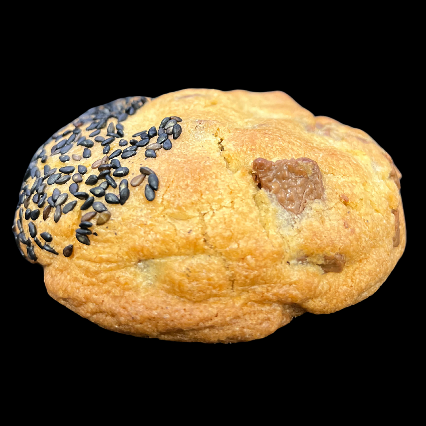 TAHINI, MILK CHOCOLATE & SESAME HALVA COOKIE